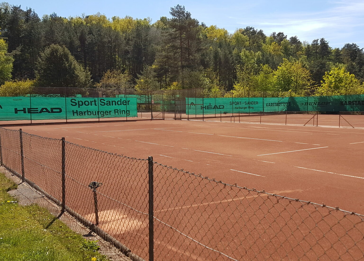 Öffnung der Tennisplätze | HNT