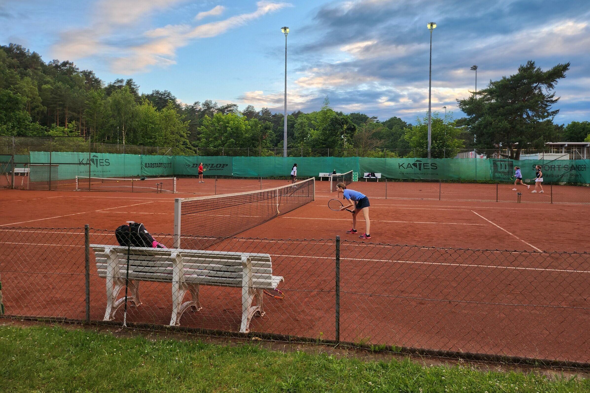 tennis-u18-juniorinnen-dritter-sieg