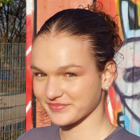 Ein Foto von Trainerin Ema Neupauerova.