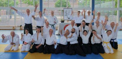 Ein Gruppenfoto der Teilnehmenden des Lehrgangs.