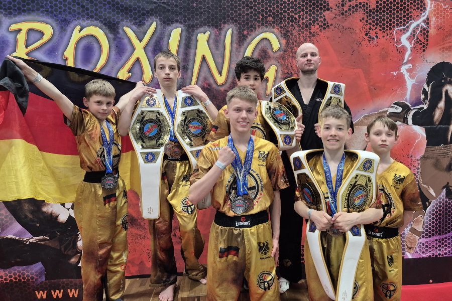 Ein Gruppenfoto des erfolgreichen HNT-Showteams bei den European Open 2026.
