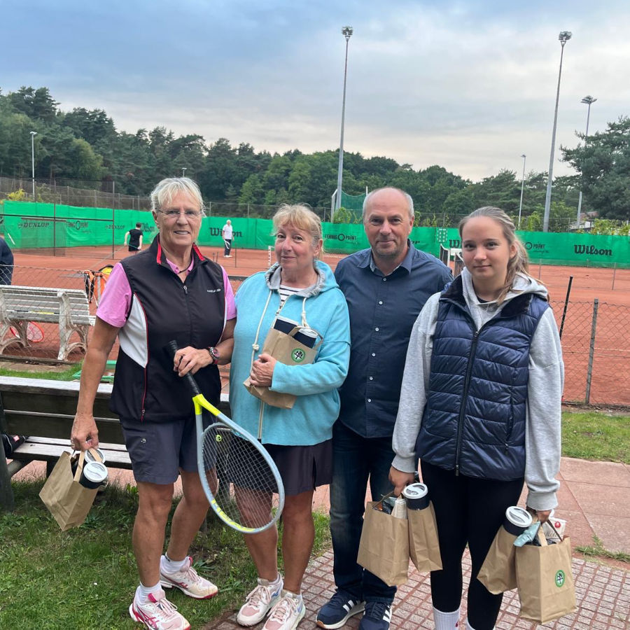 Saisonabschlussfeier Tennis 2026 Ein Foto von der Saisonabschlussfeier der HNT-Tennisabteilung 2026.